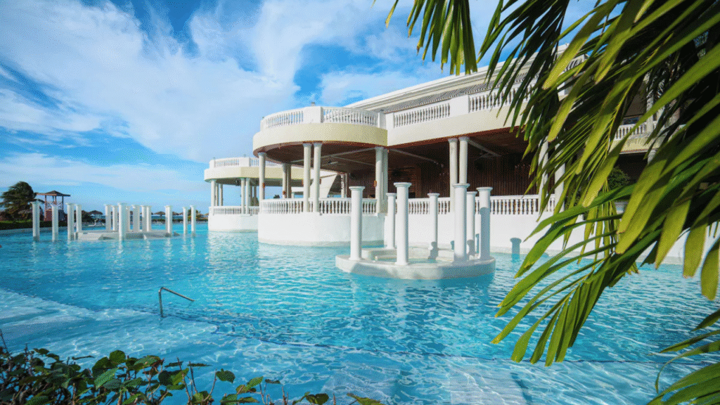 Top 10 Best Hotels in Montego Bay Jamaica – From Budget to Luxury