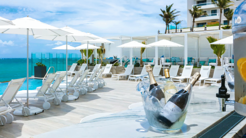 TOP 10 Best Hotels in Puerto Rico | From Budget to Luxury