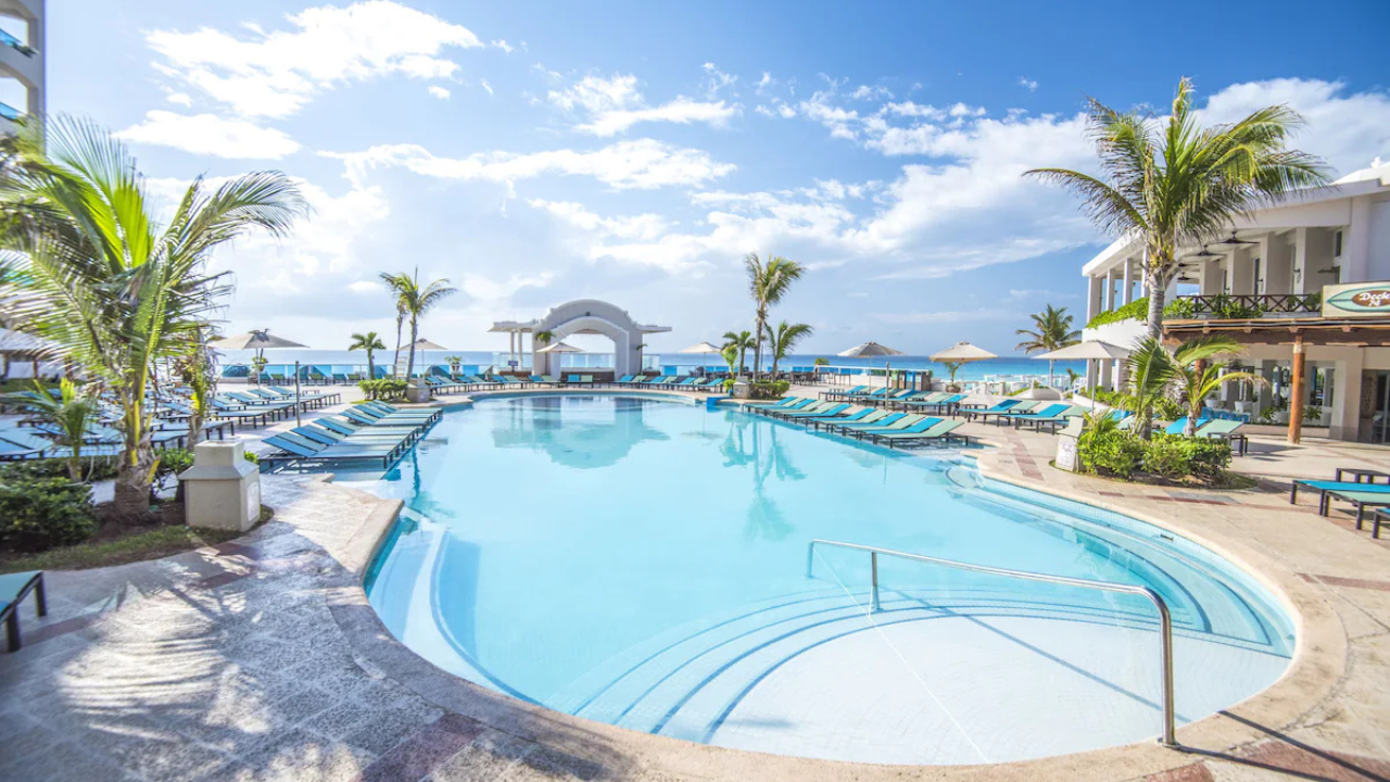 Best Hotels in Cancún – Top Resorts & Where to Stay